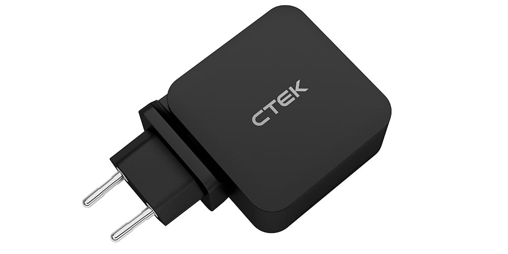CTEK CS FREE BATTERY CHARGER AND MAINTAINER