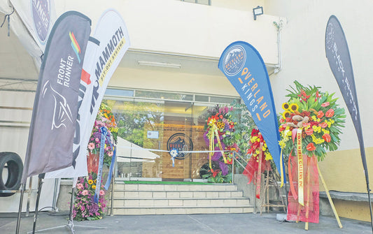 Overland Kings and Black Rhino Wheels open store in Parañaque