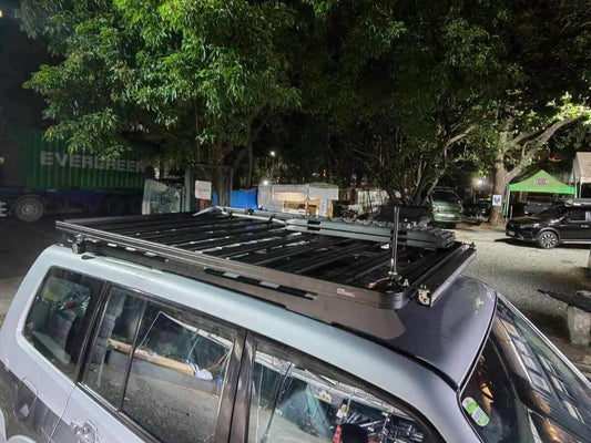 4 Benefits of Roof Racks for Overlanding