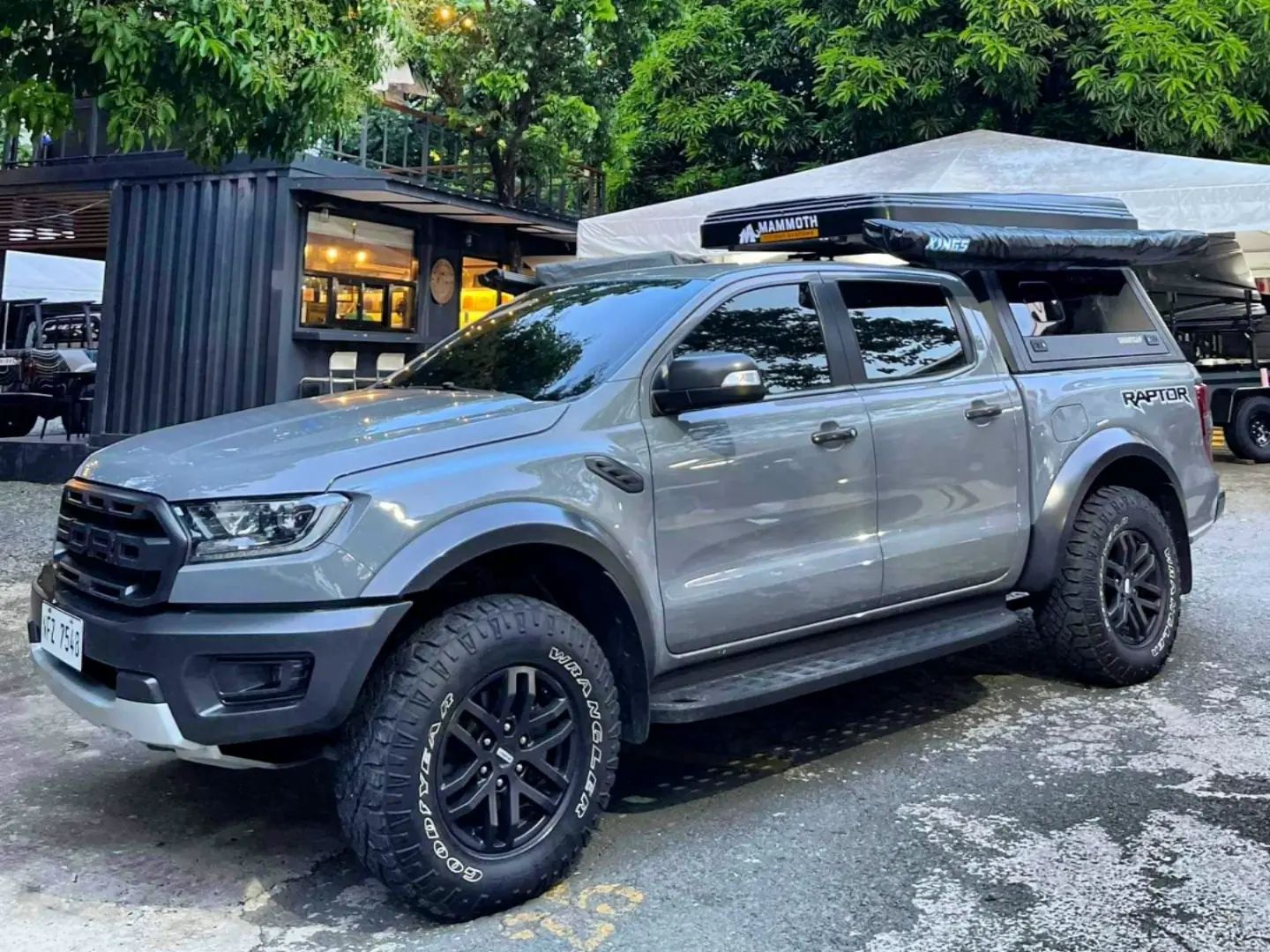 Mammoth Summit Rooftop Tent