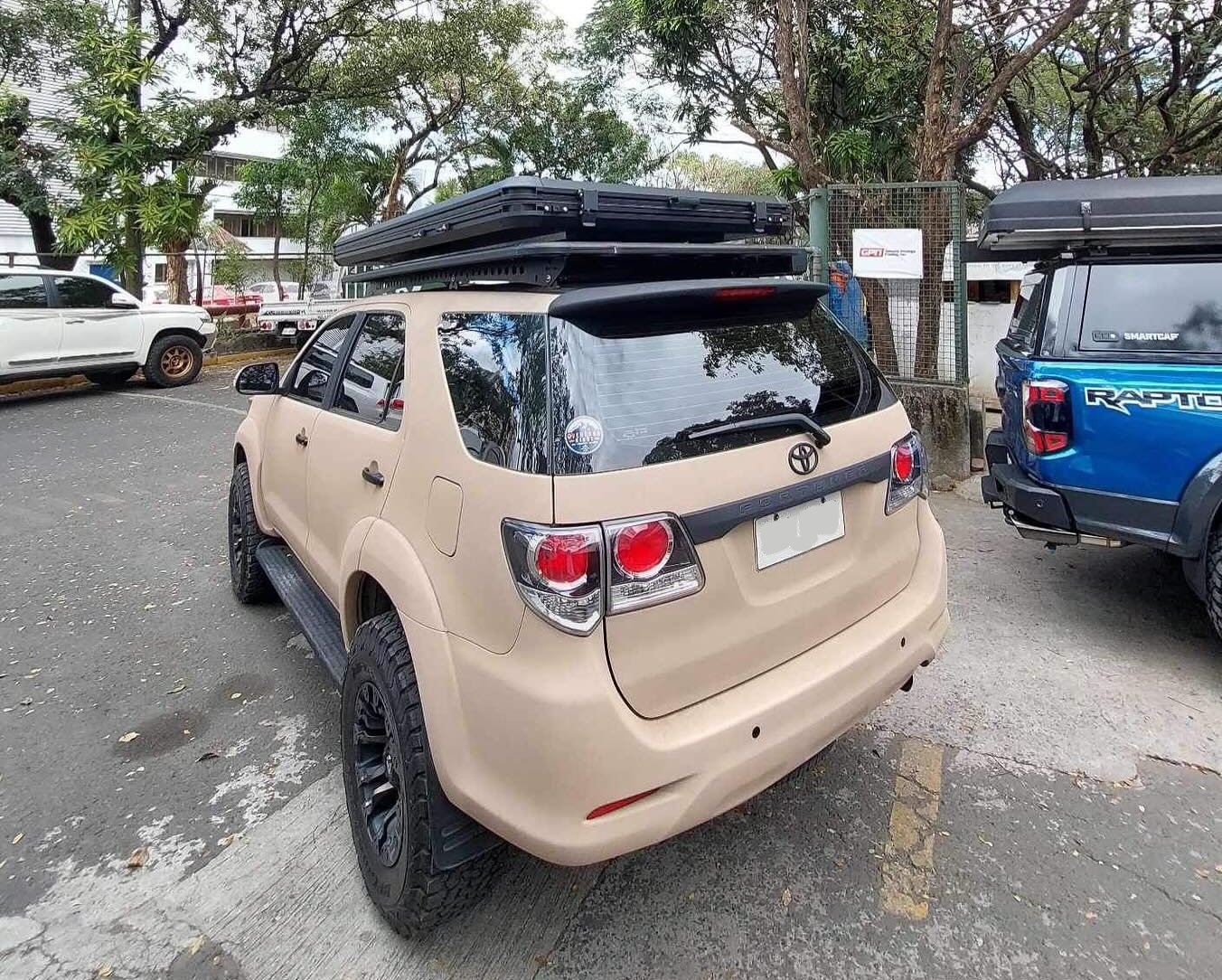 Mammoth Slimshell Rooftop tent