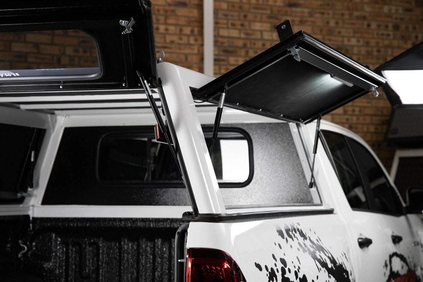 Bushtech Aluminum Canopy- Nissan Navara